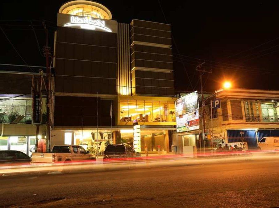 Hôtel Horison Samarinda Extérieur photo